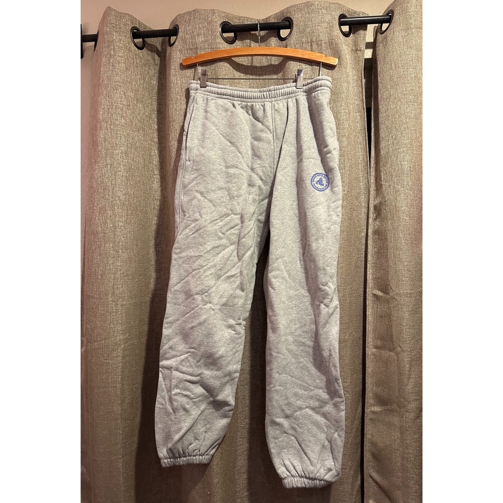 NWT Women's 7 Day Active Classic Gray Crewneck Sweatshirt and Sweatpants SET - Picture 4 of 7